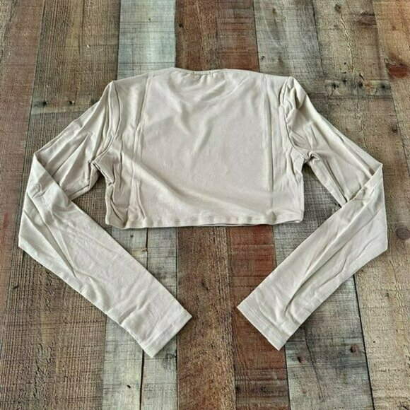 Adika tan longsleeve Ilysm crop top women's medium - Picture 7 of 7